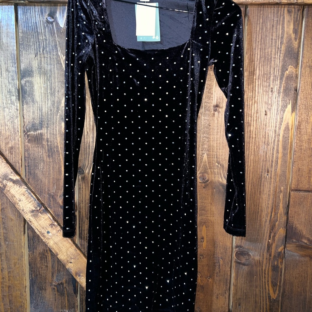H&M Black Garment - Picture 3 of 5
